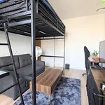 Beau Studio Confortable